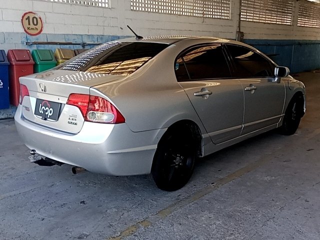 Vehicle_photo_4