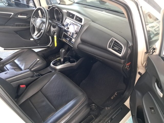 Vehicle_photo_9
