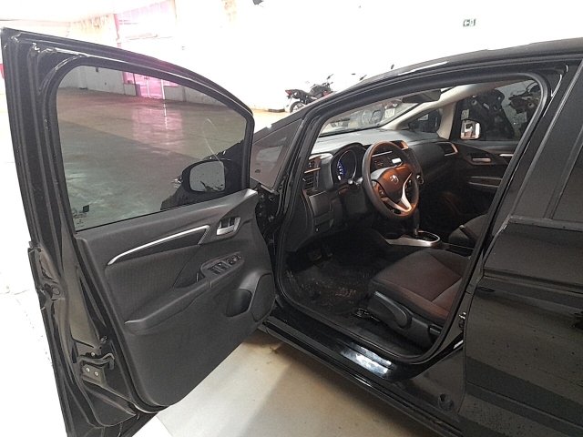 Vehicle_photo_8