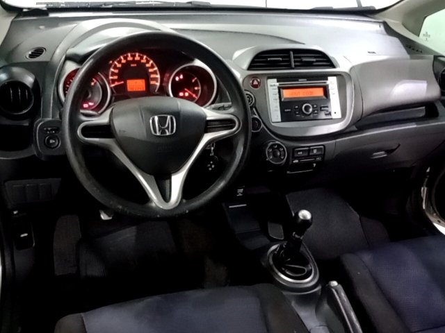 Vehicle_photo_7