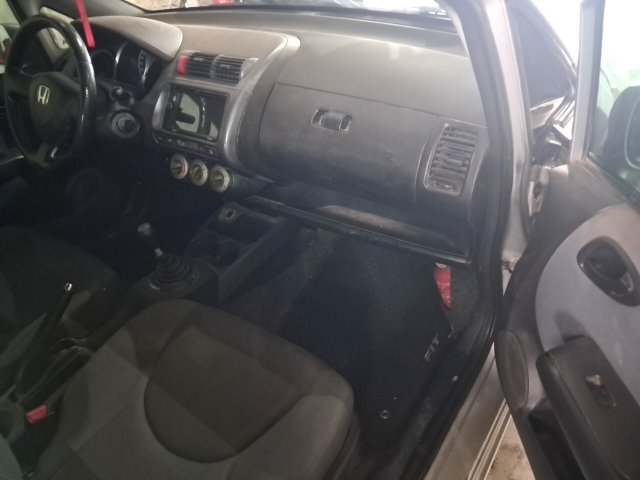 Vehicle_photo_9