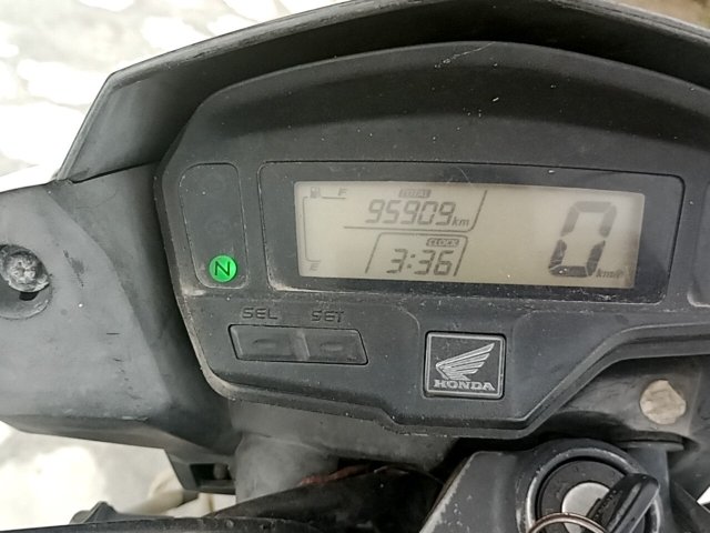 Vehicle_photo_5