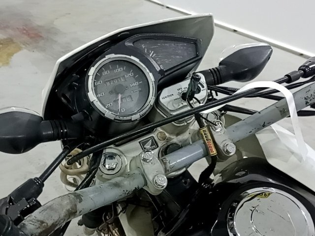 Vehicle_photo_6