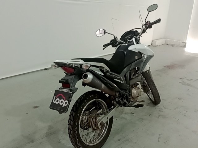 Vehicle_photo_4