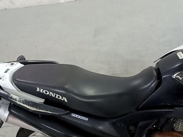 Vehicle_photo_10