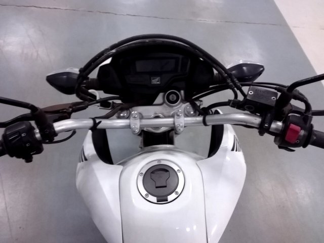Vehicle_photo_7