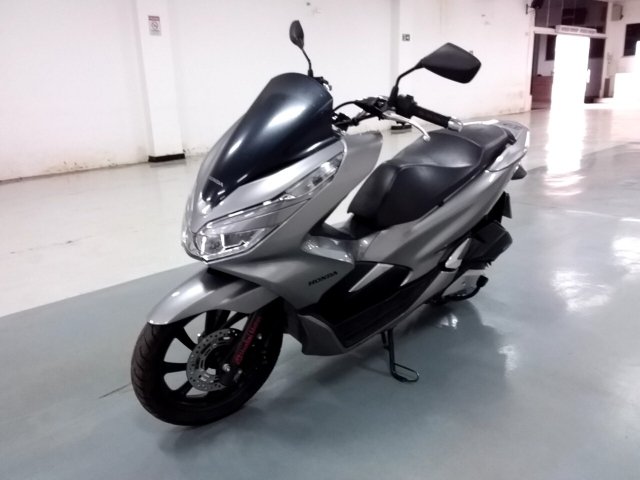 HONDA PCX 150 150 Frente Motorista