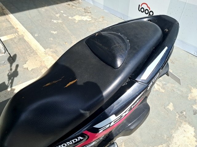 Vehicle_photo_13