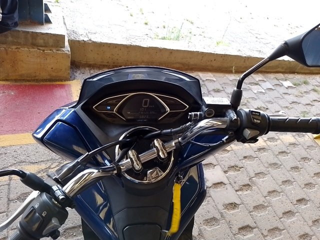 Vehicle_photo_7
