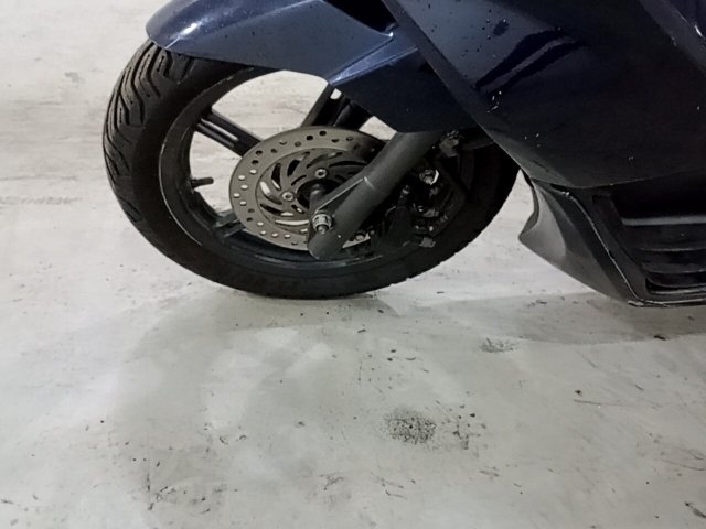 Vehicle_photo_13