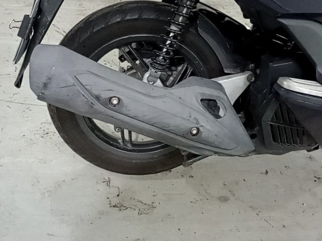 Vehicle_photo_16