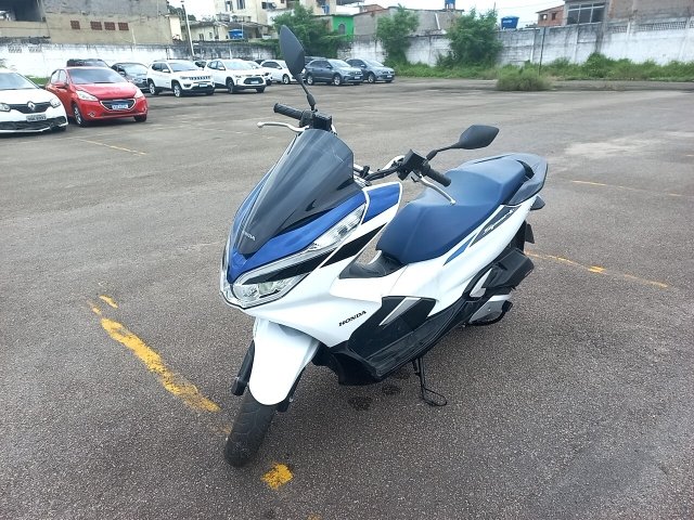 HONDA PCX 150 SPORT ABS Frente Motorista
