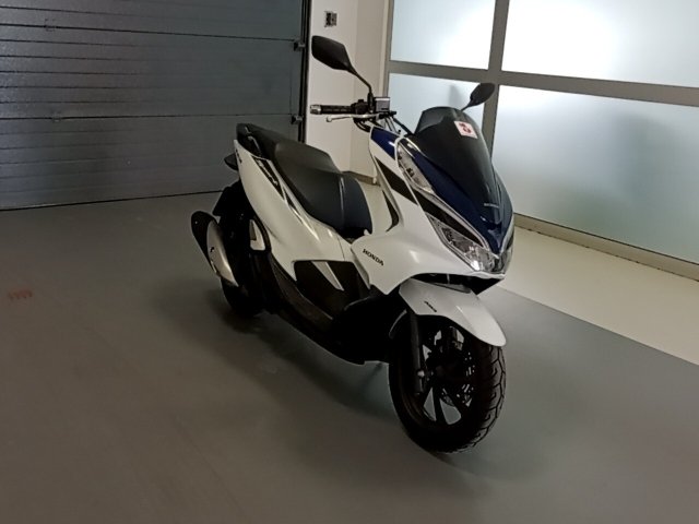 Vehicle_photo_2