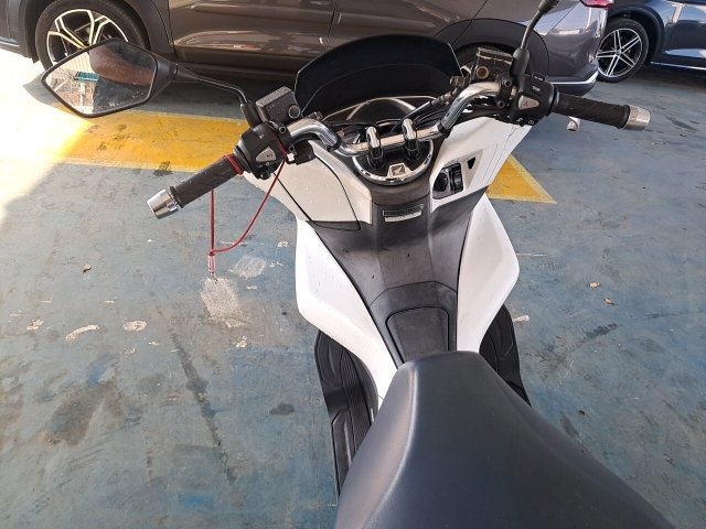 Vehicle_photo_6