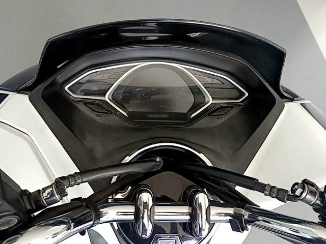 Vehicle_photo_6