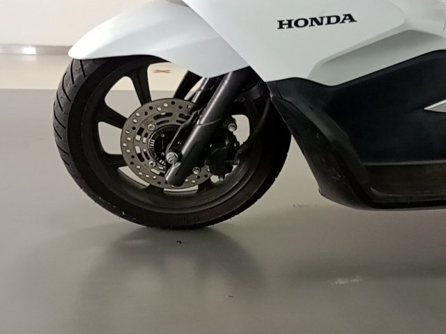 Vehicle_photo_13