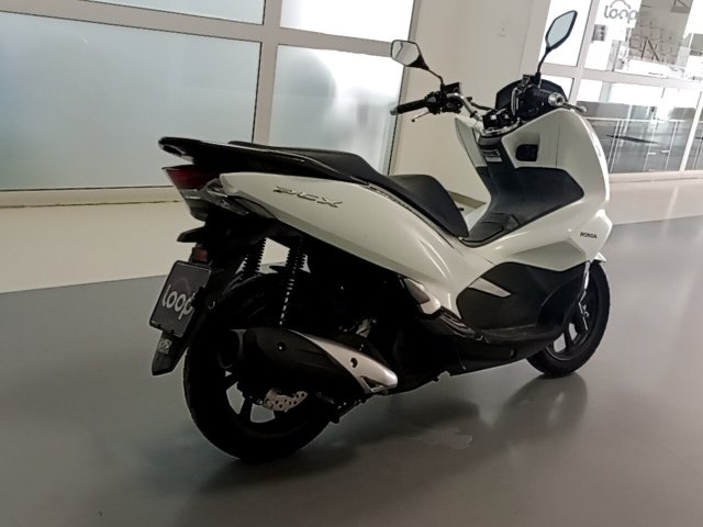 Vehicle_photo_4