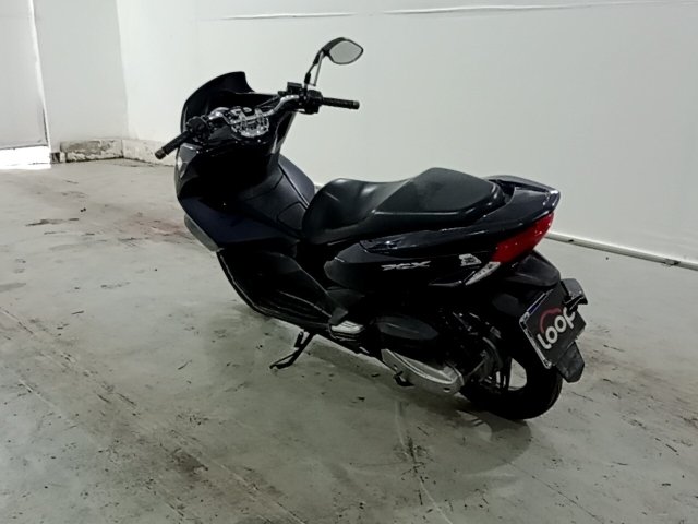 Vehicle_photo_3