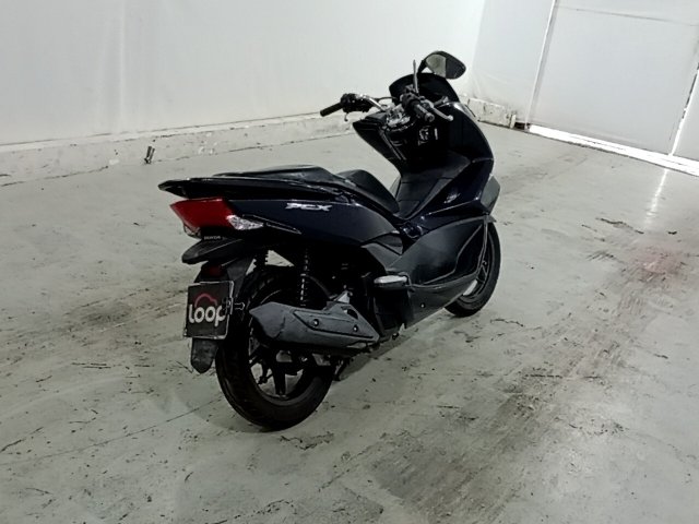 Vehicle_photo_4