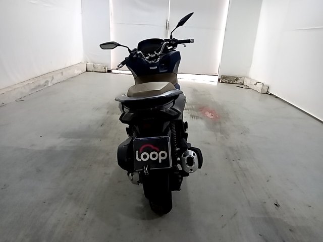 Vehicle_photo_11