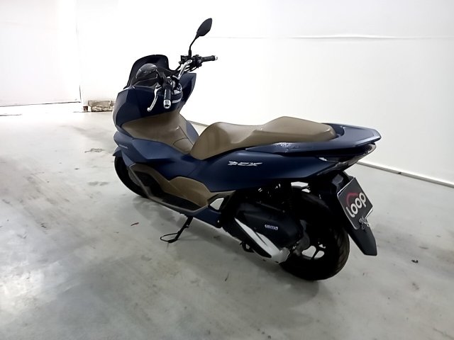 Vehicle_photo_3