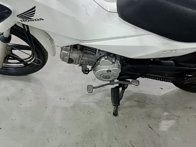 Vehicle_photo_12