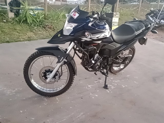 HONDA XRE 190 Frente Motorista