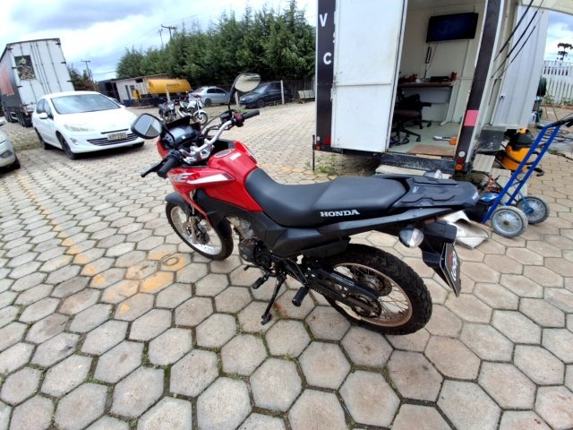HONDA XRE 190 Traseira Motorista