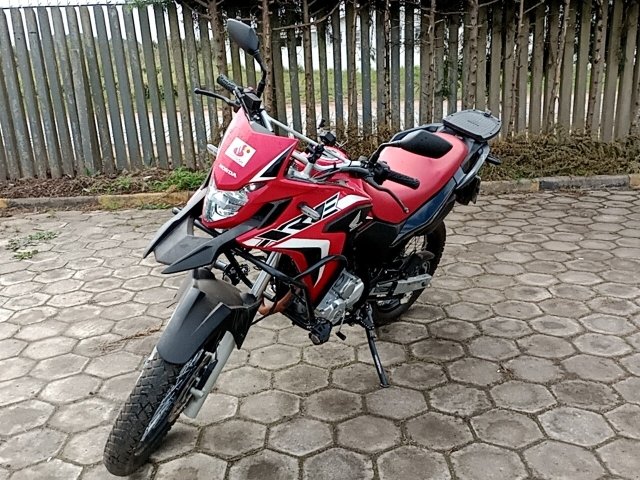 HONDA XRE 300 ABS Frente Motorista