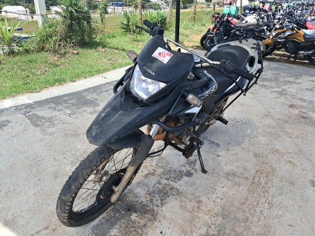 Veículo HONDA XRE HONDA XRE 300 2015/2015 2015 em leilão