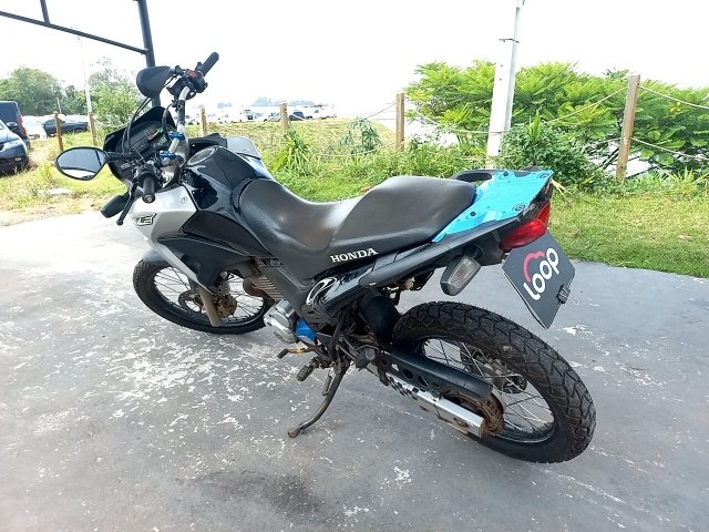 Vehicle_photo_3