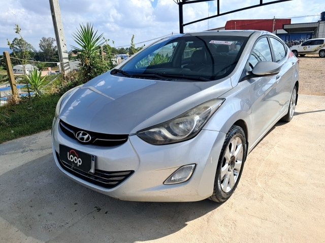 Veículo Hyundai Elantra Hyundai Elantra GLS 2012/2013 2013 em leilão
