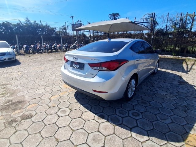 Vehicle_photo_4
