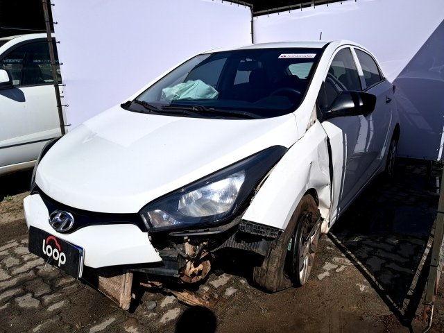 Veículo Hyundai HB20 Hyundai HB20 1.0M 2012/2013 Danificado Não Funciona 2013 em leilão