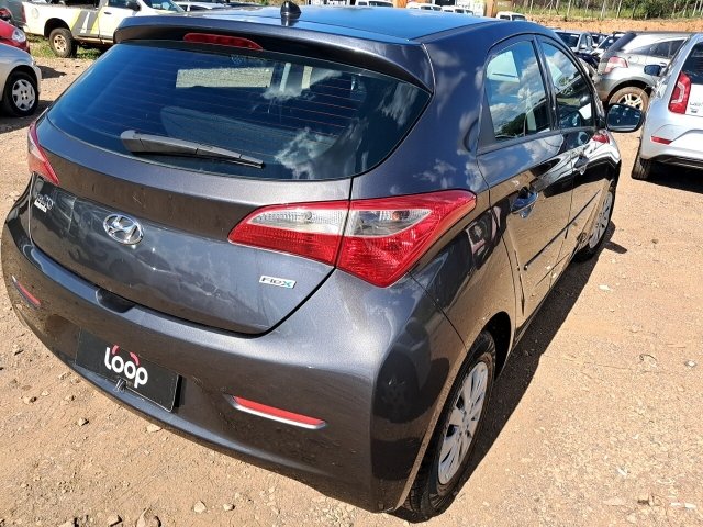 HYUNDAI HB20 1.0M 1.0 M Traseira Motorista
