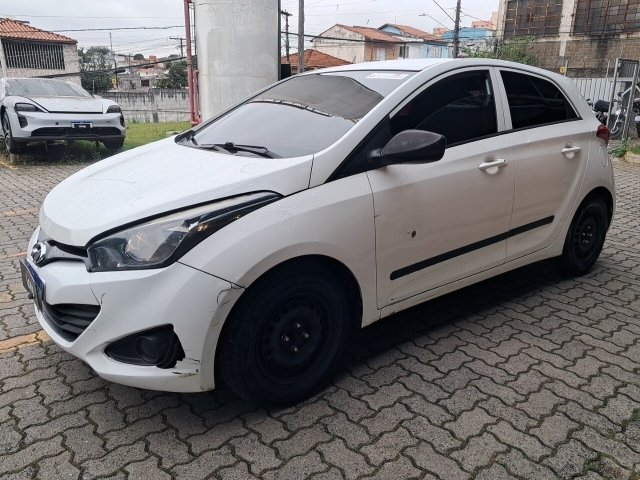 Veículo Hyundai HB20 Hyundai HB20 1.0 Comfort 12V Flex 4P Manual 2014/2015 2015 em leilão