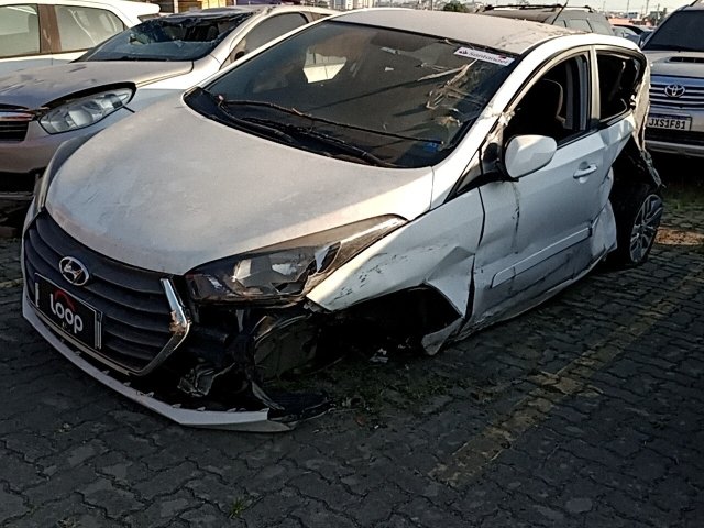 Veículo Hyundai HB20 Hyundai HB20 1.0M Comfor 2016 Sucata 2016 em leilão
