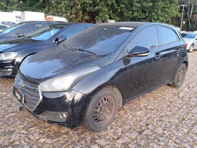 Veículo Hyundai HB20 Hyundai HB20 1.0M Comfor 2016/2017 com avarias e sem chave 2017 em leilão