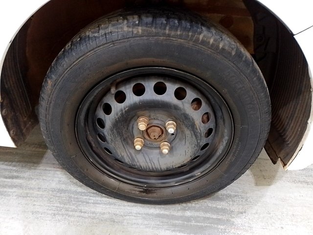 Vehicle_photo_14
