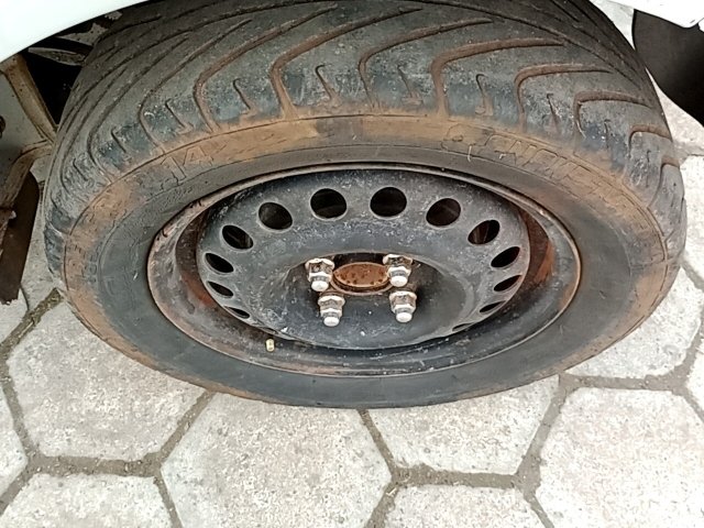 Vehicle_photo_16
