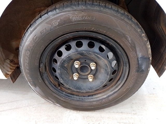 Vehicle_photo_15