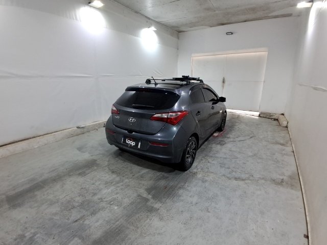 Vehicle_photo_4