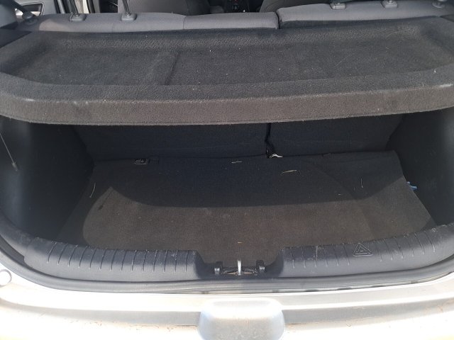 Vehicle_photo_11