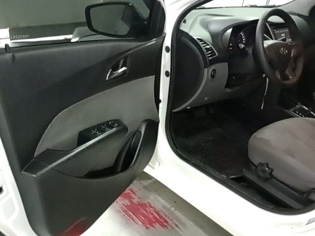 Vehicle_photo_8
