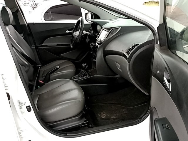 Vehicle_photo_9