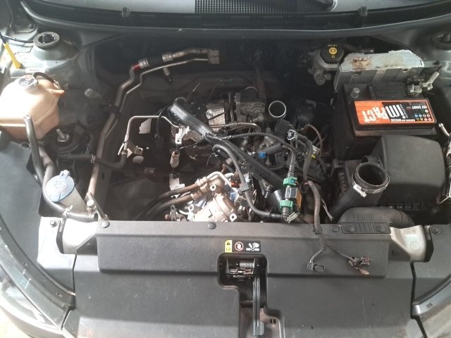 Vehicle_photo_12