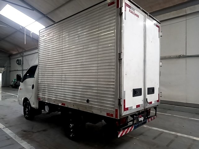 Vehicle_photo_3