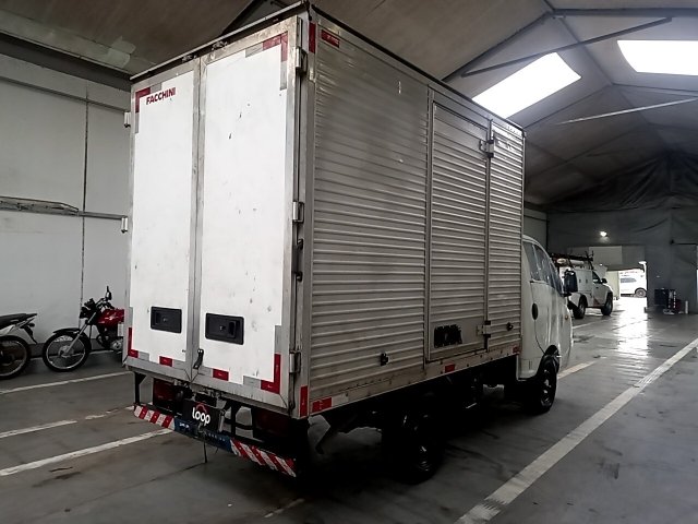 Vehicle_photo_4