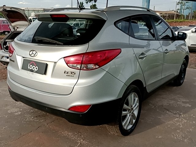 Vehicle_photo_4
