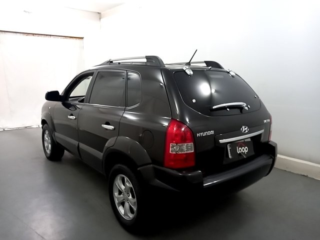 HYUNDAI TUCSON GLSB 2 4p Traseira Motorista